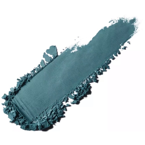 MAC Powder Kiss Soft Matte Eye Shadow Good Jeans - Picture 2 of 7